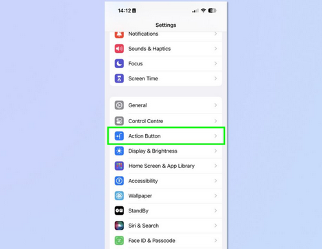 如皋apple维修支持如何使用iPhone15Action按钮设置翻译